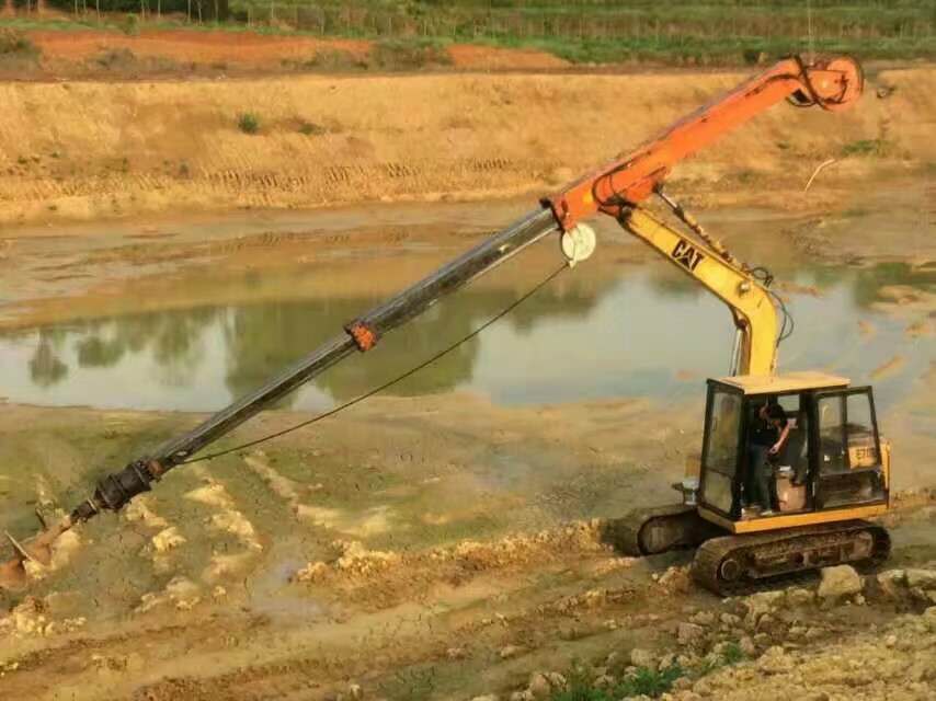 長臂挖掘機(jī)廠家、挖機(jī)加長臂廠家、加長臂挖機(jī)